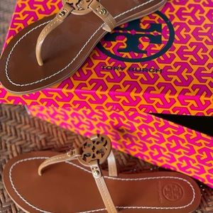 NIB! 🌺 Tory Burch Mini Miller Sandals - Size 7